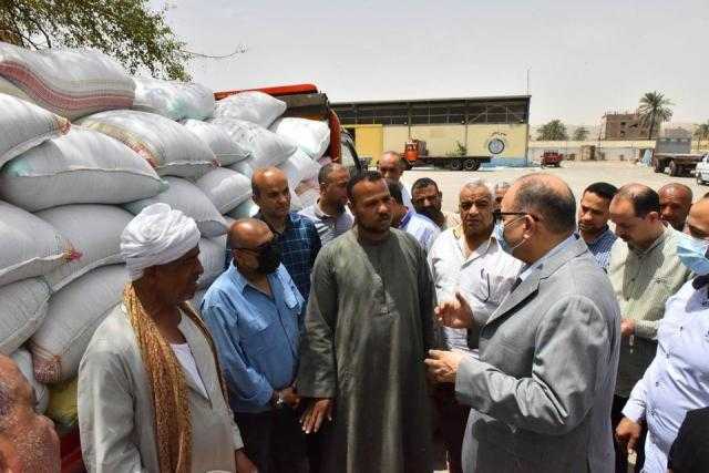 محافظ أسيوط يتابع توريد القمح بمطاحن مصر الوسطى