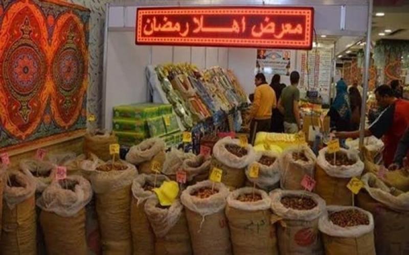 الغرف التجارية: إغلاق محال التجار المتواجد لديهم سلع ”أهلًا رمضان” (فيديو)