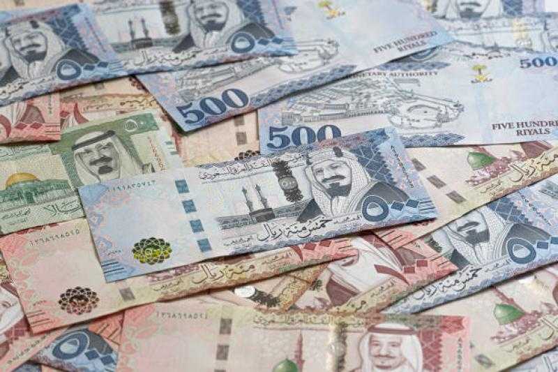 أسعار العملات العربية اليوم مقابل الجنيه.. «الريال السعودي» بـ8.14 جنيه