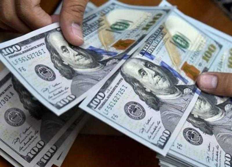 سعر الدولار اليوم في مستهل التعاملات بعد عودة البنوك