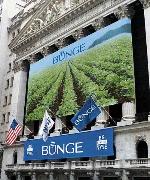 «Bunge» لتجارة الحبوب تقترب من الاندماج مع «Viterra» بصفقة تتجاوز 30 مليار دولار