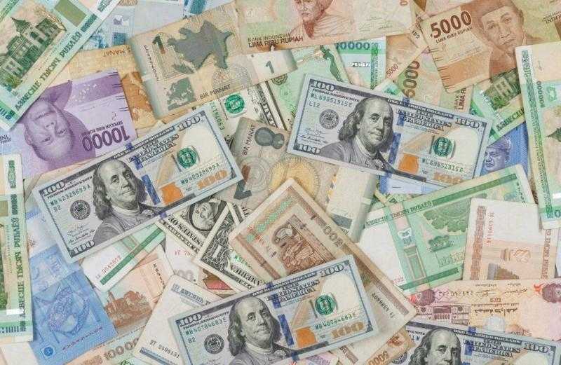 الداخلية: ضبط قضايا اتجار في العملات الأجنبية بقيمة 10 ملايين جنيه