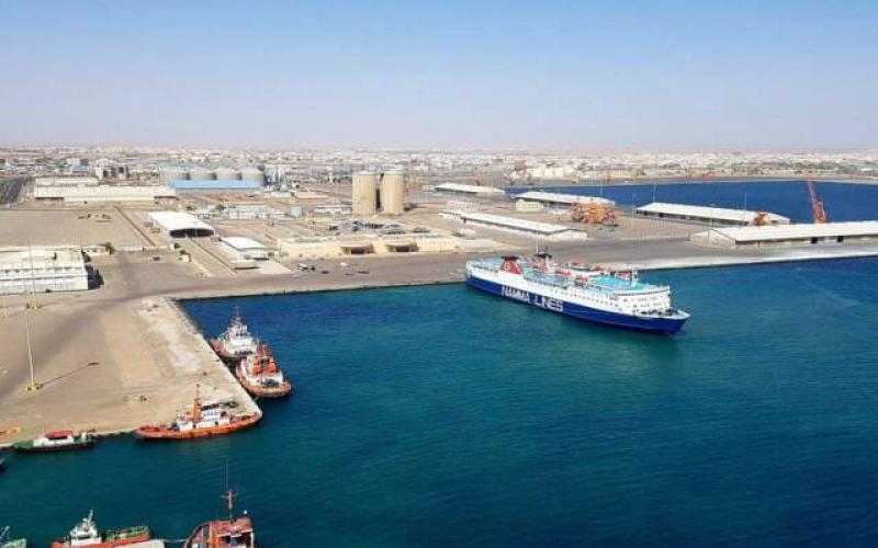 ميناء سفاجا يستقبل 28 ألف طن ألمونيوم من الهند