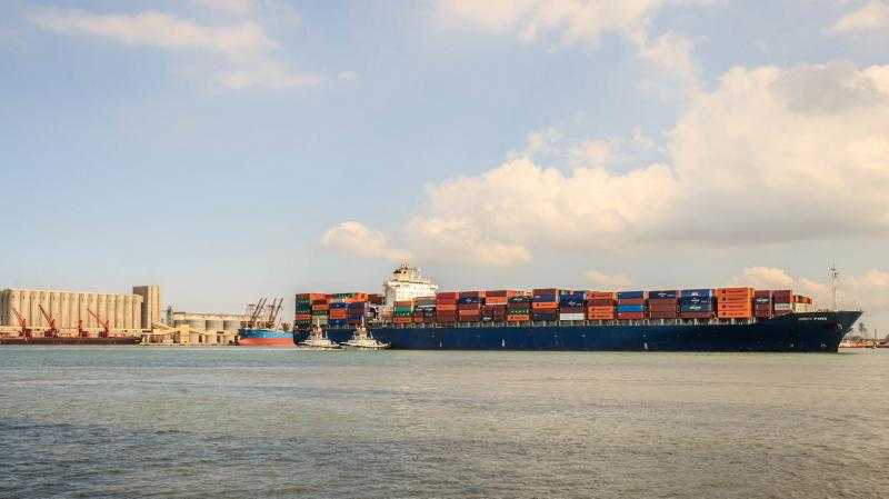 تضم ذرة وصويا.. ميناء دمياط يستقبل 33114 طنًا من البضائع