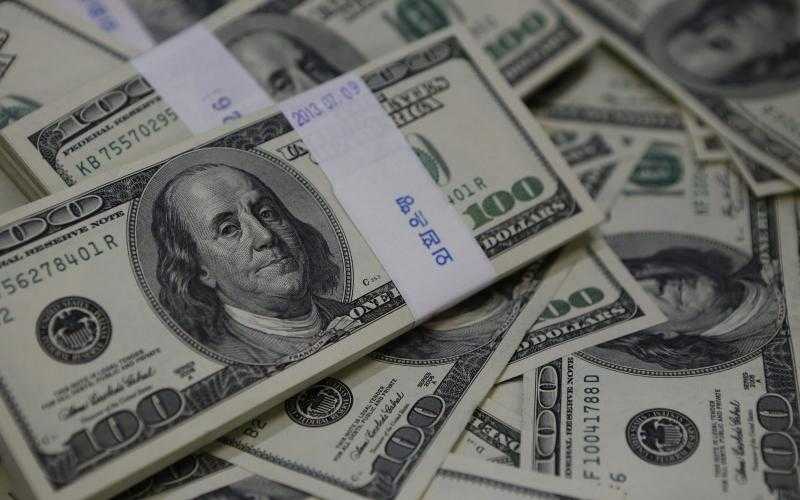 بعد تثبيت الفائدة.. تراجع سعر الدولار اليوم الأحد في البنوك