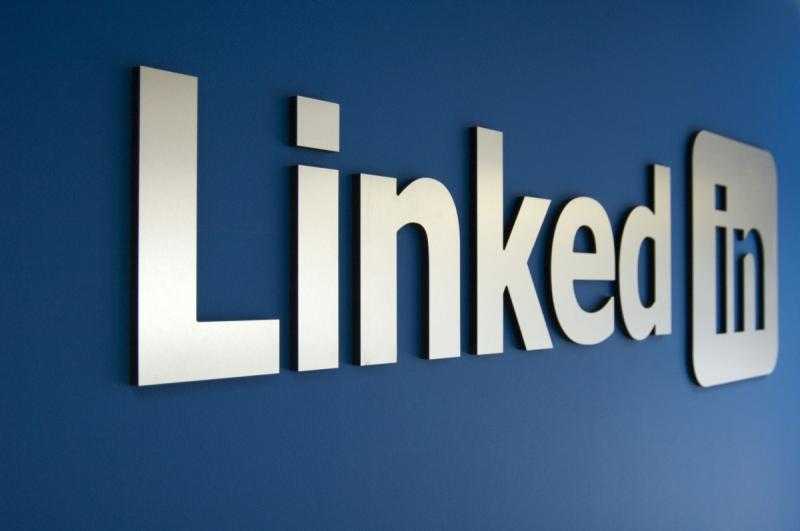 Boost Your Personal Brand by Contributing to LinkedIn Articles