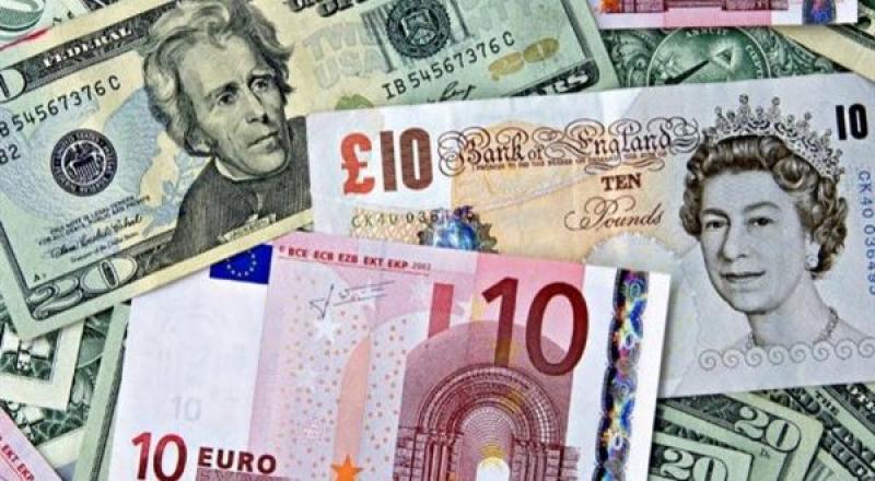 الجنيه الإسترليني يرتفع أمام الدولار واليورو