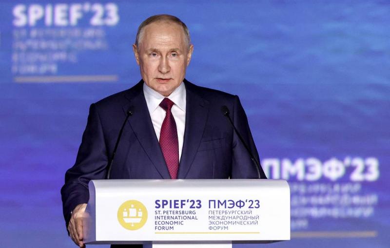 ”بوتين” يوقع مرسومًا بتعليق الاتفاقيات الضريبية مع الدول غير الصديقة