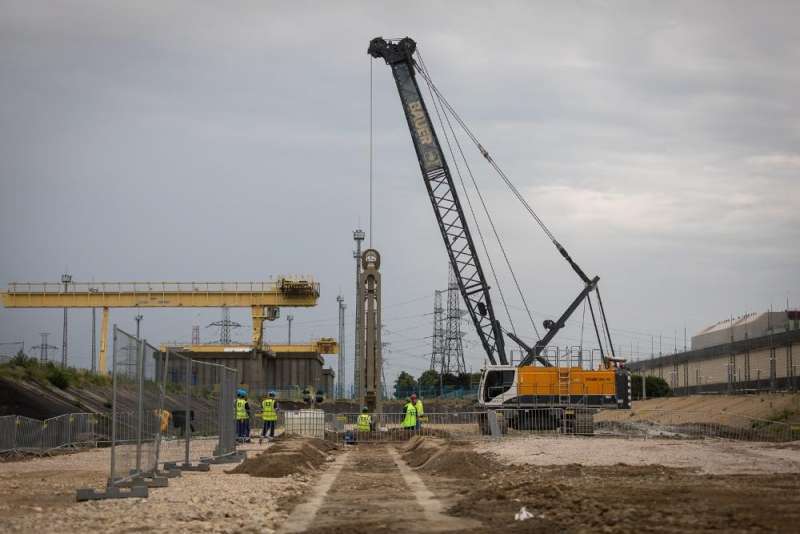 «روساتوم» تبدأ المرحلة الأولى من التحضير لبناء مجموعات محطة «باكس-2» النووية