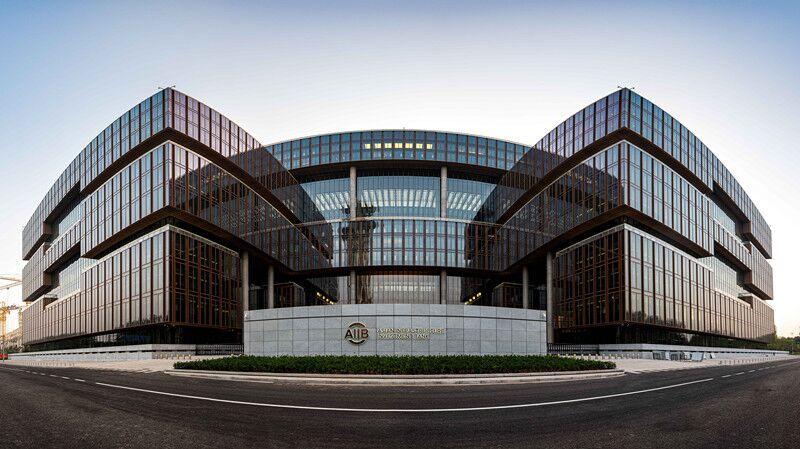 ”البنك الآسيوي” يفتتح أول مكاتبه الخارجية في أبو ظبي