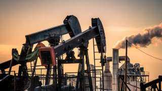 انخفاض عدد منصات النفط والغاز في الولايات المتحدة بنسبة 15%