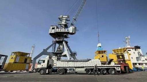 سوريا تستقبل 3800 طن من الأسمدة المصرية في مرفأ اللاذقية سوريا تستقبل 3800 طن من الأسمدة المصرية في مرفأ اللاذقية