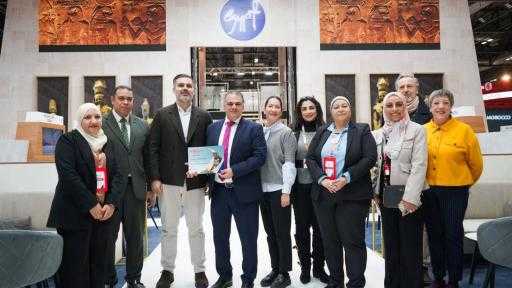 الجناح المصري يحصد جائزة الأفضل بمعرض ”FITUR” السياحي الدولي بمدريد الجناح المصري يحصد جائزة الأفضل بمعرض ”FITUR” السياحي الدولي بمدريد