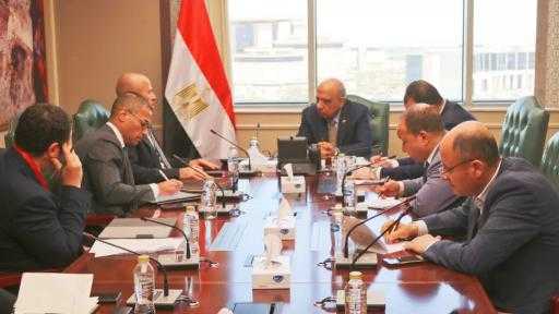 وزير الكهرباء يبحث مع «إنكوم» آليات توفير الطاقة لإقامة مشروع مركز عالمي... وزير الكهرباء يبحث مع «إنكوم» آليات توفير الطاقة لإقامة مشروع مركز عالمي للبيانات